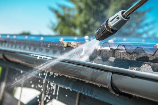 Why Choose Our Certified Pressure Washing Experts for Your Project Needs in Penngrove, CA?